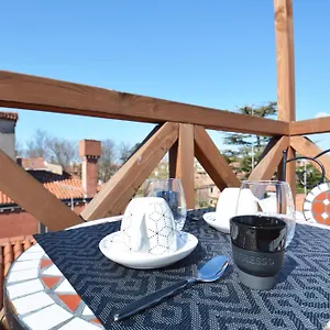 vizitați hotelul